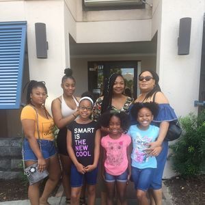 Meet your Posher, Donna